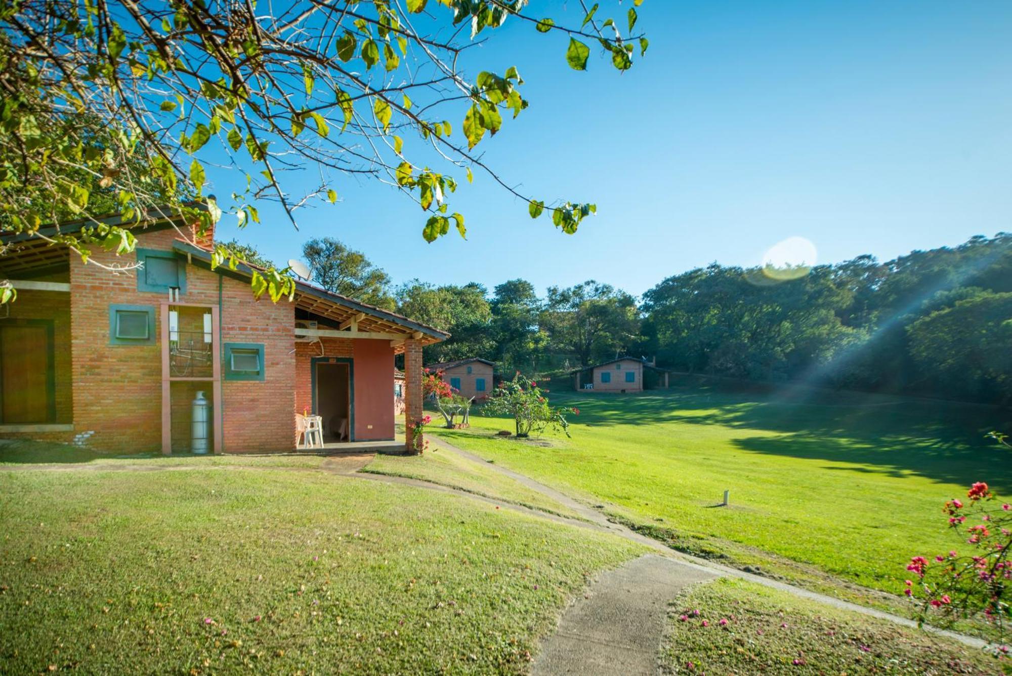 Hotel Fazenda Reviver Aracoiaba da Serra Exterior photo