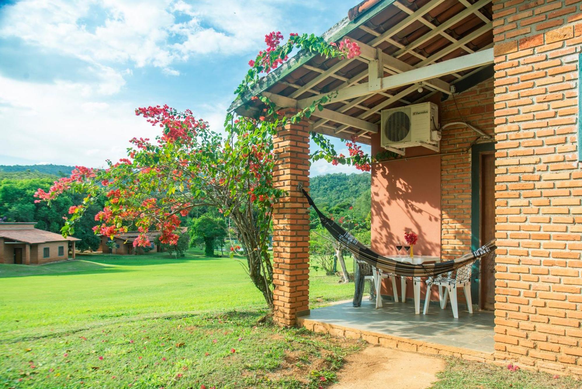 Hotel Fazenda Reviver Aracoiaba da Serra Exterior photo